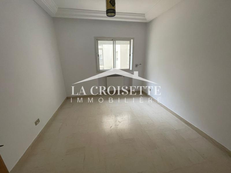 Appartement S+3 à Bhar Lazrek, La Marsa